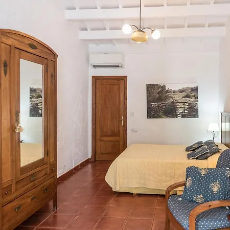 Rural Biniarroca - Adults Only 4*