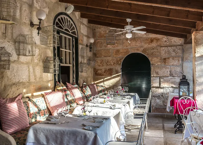 Rural Biniarroca - Adults Only