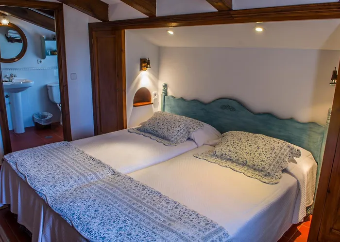 Rural Biniarroca - Adults Only 4*