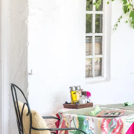 Rural Biniarroca - Adults Only