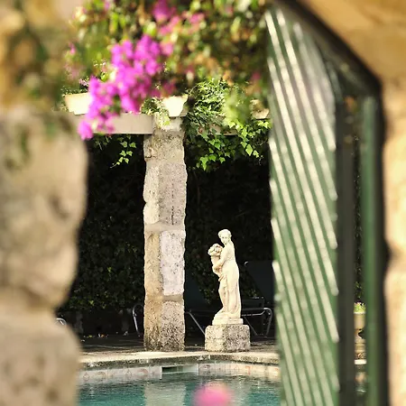 Rural Biniarroca - Adults Only