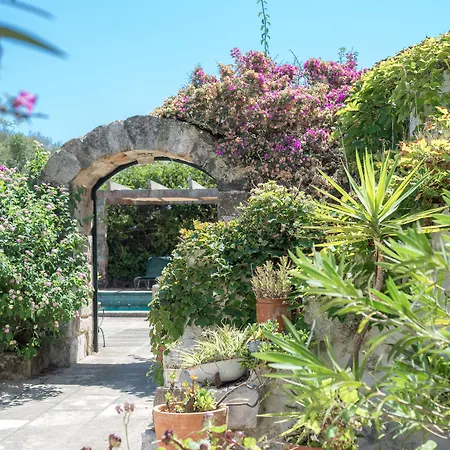Rural Biniarroca - Adults Only Hotel