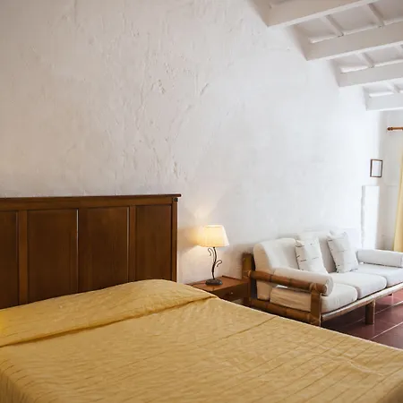 Отель Rural Biniarroca - Adults Only