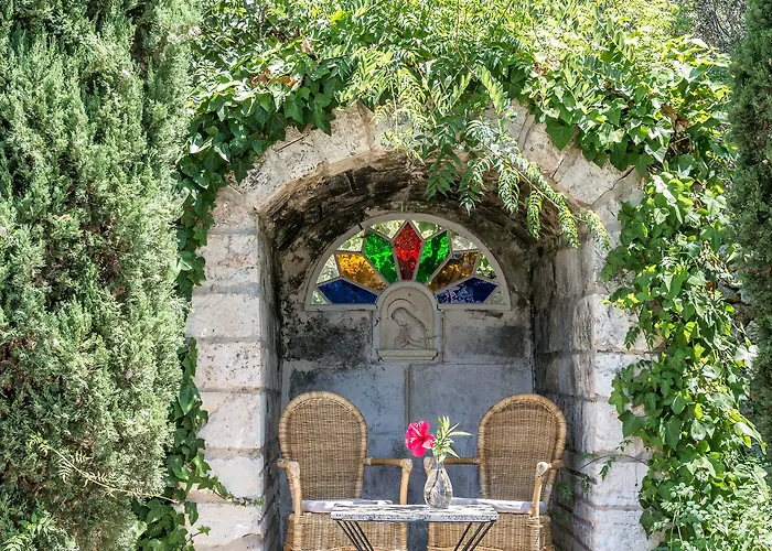 Rural Biniarroca - Adults Only 4*