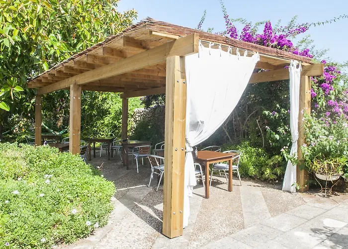 Rural Biniarroca - Adults Only 4*