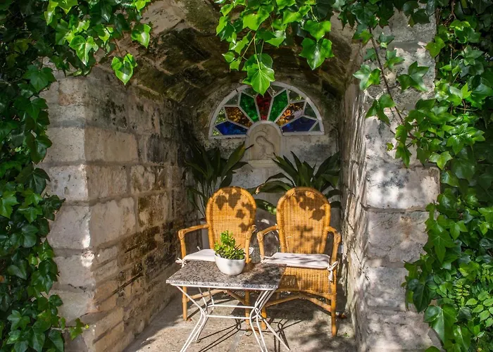 Hotel Rural Biniarroca - Adults Only